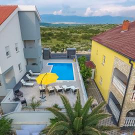 Privilege Pool Apartments