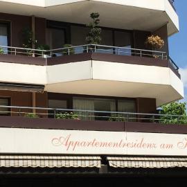Appartementresidenz am Kurpark - Ferienwohnungen mit Pool & Sauna & Garage, хотел в Бад Залцуфлен