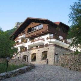 Villa Cherven, готель у місті Тетевен