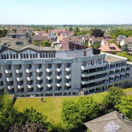 Karaman Group Hotel, готель у місті Бад-Ненндорф