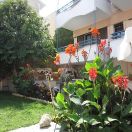 Vivi Apartments, Hotel in Nea Iraklitsa