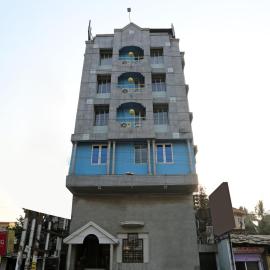 Hotel Amrit Regency