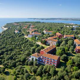 Lanterna Resort, отель в Таре