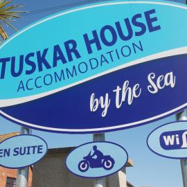Tuskar House by the Sea – hotel w mieście Rosslare