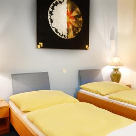 Hotel Imos, hotel in Praag