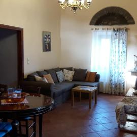 Green Oasis, Hotel in Lámira
