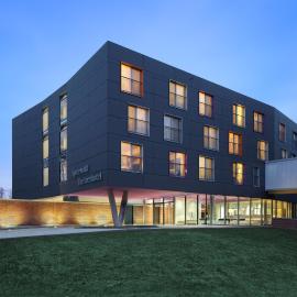 Spreewald Thermenhotel - Spreewald Therme GmbH, hôtel à Burg