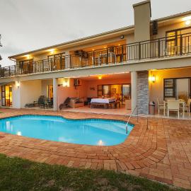 My Den Bed and Breakfast Pty Ltd, hotel in Port Shepstone