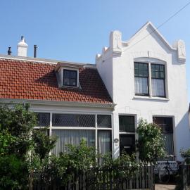 Little Beach House - Free parking