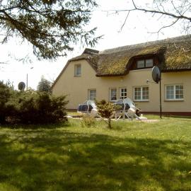 Urlaub bei Hauenstein, hotelli kohteessa Born