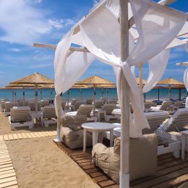 Amaryllis Beach Hotel, hotel u gradu 'Chrissi Akti'