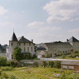 B&B Ferme Château de Laneffe, hotel u gradu Laneffe