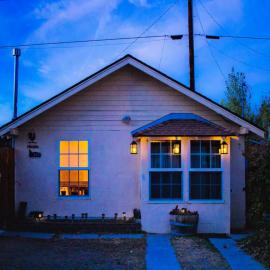 Cozy Muir Cottage - In Town - Pet Friendly, Hotel in Lone Pine