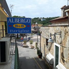 Parigino, viešbutis mieste Palinūras