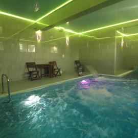 Apartamenty i pokoje z basenem AVENA Jastrzębia Góra, hotel in Jastrzębia Góra
