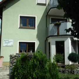 Gästehof - Weinbau Säger, hotel u gradu Nordhajm