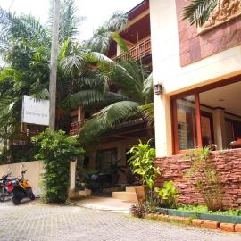 Summer Inn, hotel em Lamai