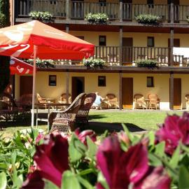 Dom Wczasowy Dorja, hotel in Jastarnia