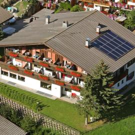 Residence Nordik, hotel di Sesto