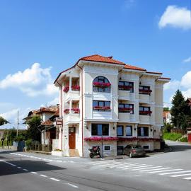 Pensiunea Geostar, hotel in Curtea de Argeş