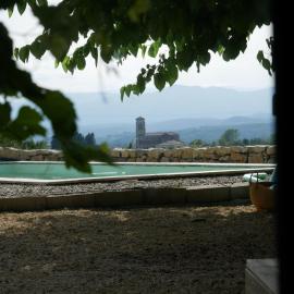 Viesnīca Les agaves piscine panoramique vue exceptionnelle pilsētā Grospierres