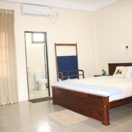 Under Water Safaris and Resort, hotel i Trincomalee