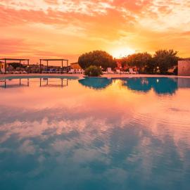 Residence Lu Lamoni Costa Nord, хотел в Алиенту