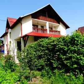Pensiunea Casa Elena, khách sạn ở Corbeni