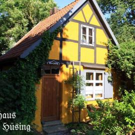 Ferienhaus Mien Hüsing, viešbutis mieste Štralzundas