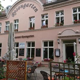 Restaurant Rosengarten, hotelli kohteessa Neuruppin