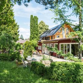 SEINZ Wisdom Resort - Bio-Hotel vegan-vegetarisch, hotel em Bad Kohlgrub