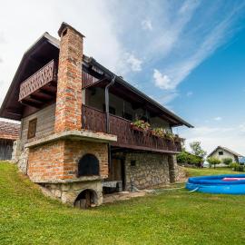 Sunny House with Sauna, hotel en Bistrica ob Sotli