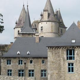 Les Roques Apartments in historical Monastery, hotel em Durbuy