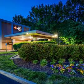 Best Western Plus Richmond, hotell i Sandston