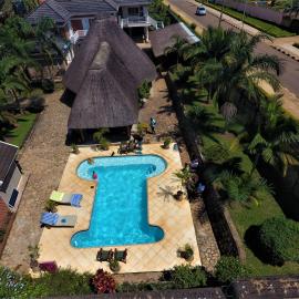 Entebbe में, होटल Entebbe Palm Hotel