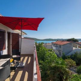 Apartments Katarina, hotel in Pirovac