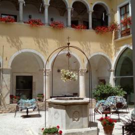 Grancia dei Celestini โรงแรมในซุลโมนา