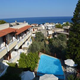 Voula Apartments、アギア・マリナのホテル