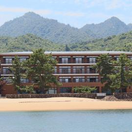 Miyajima Seaside Hotel, hotel di Miyajima