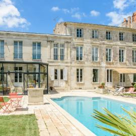 L'esprit du 8, hotel v destinácii Rochefort