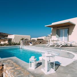 Schinoza Luxury Suites