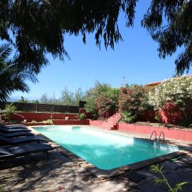 Gîte des Orgues d'Ille les Agaves Canigou، فندق في إيل-سور-تيت