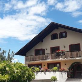 Dependance Villnerhof, hotel em Egna