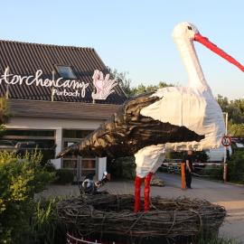Storchencamp Gästehaus Purbach, hotel i Purbach am Neusiedlersee