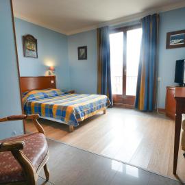 Baccarat Hostel, hôtel à Nice