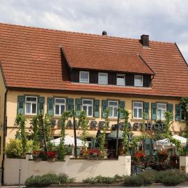 Brauereigasthof Dachsenfranz, hotel en Zuzenhausen