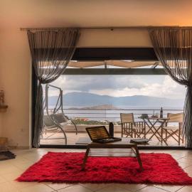 Sea view Amoni villa, מלון בPefkali