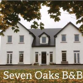 Seven Oaks B&B, hotel a Ballyhaunis