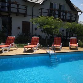 Alegria – hotel w mieście Eşelniţa