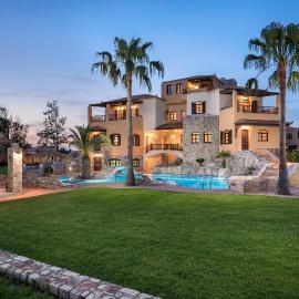 Viesnīca Iason Villas – Chania, Crete pilsētā Maleme